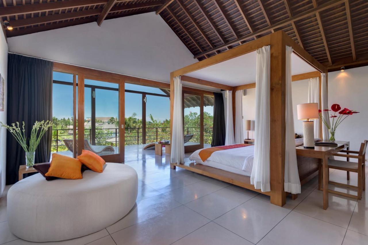 Villa Kavya - 8-Minute Walk From Berawa Beach Canggu Extérieur photo